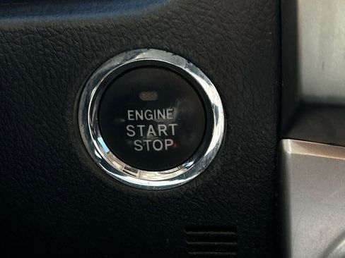 Used 2018 Toyota 4Runner Limited image 31