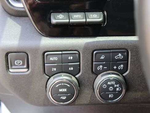 Used 2024 Chevrolet Silverado 3500 High Country w/ High Country Premium Package AWD/4WD image 20