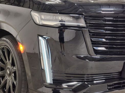 Used 2021 Cadillac Escalade Premium Luxury Platinum image 13