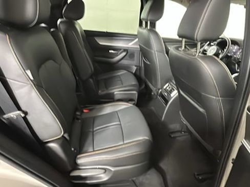 Used 2024 MAZDA CX-90 Plug-In Hybrid w/ Preferred AWD/4WD image 30