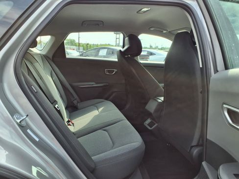 Used 2025 Kia K4 FWD image 22