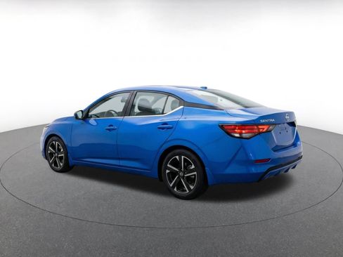 Used 2025 Nissan Sentra SV FWD image 7