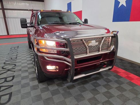 Used 2013 Chevrolet Silverado 2500 LTZ w/ LTZ Plus Package image 24