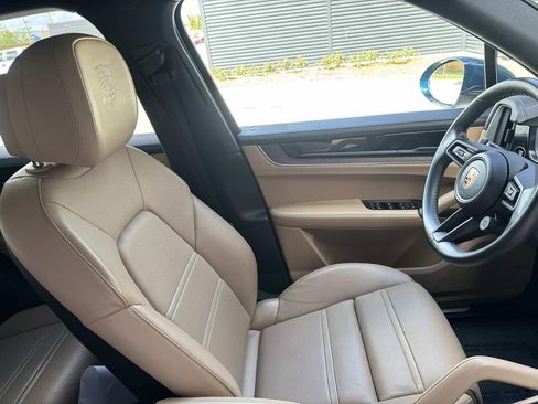 Certified 2024 Porsche Cayenne image 16