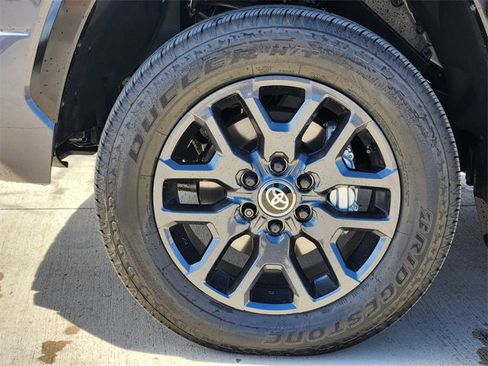 New 2025 Toyota Tundra Platinum image 8