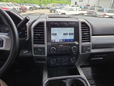 Used 2020 Ford F250 Lariat w/ Lariat Ultimate Package AWD/4WD image 15