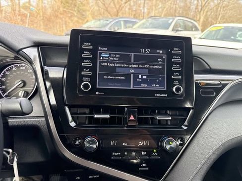 Used 2024 Toyota Camry SE image 22