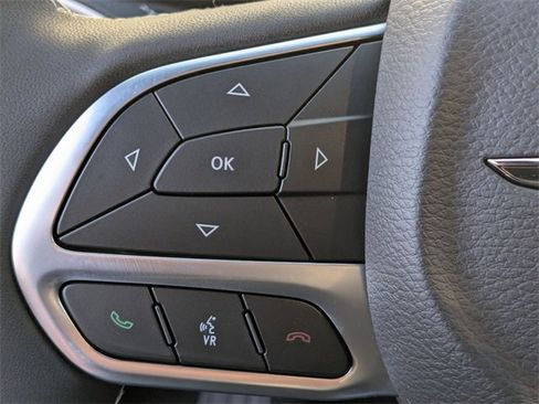 New 2026 Chrysler Pacifica Select image 15