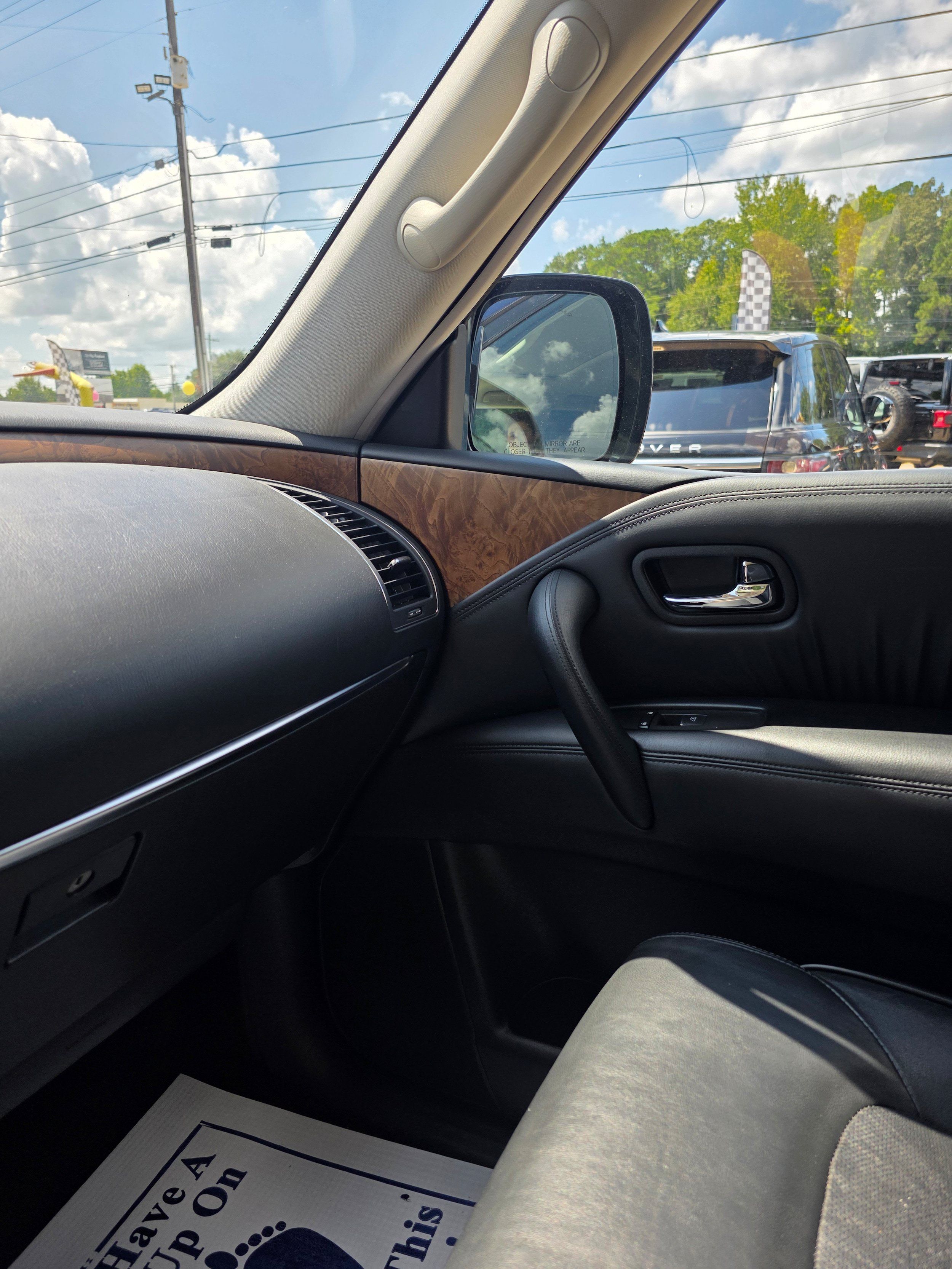 Used 2022 Nissan Armada SL RWD image 18