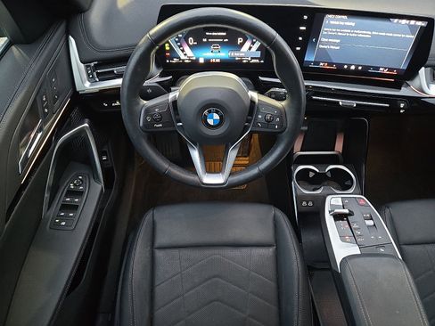 Certified 2025 BMW X1 xDrive28i w/ Technology Package image 12
