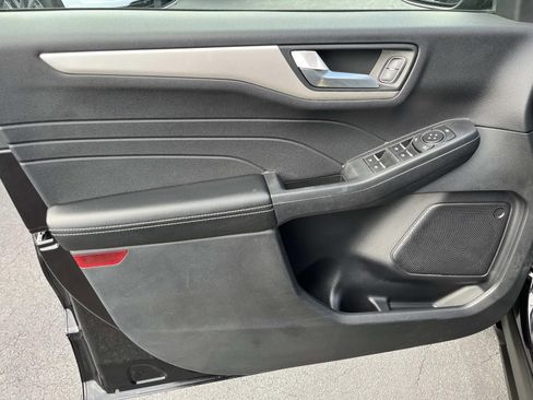 Used 2021 Ford Escape SEL image 25