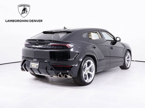 Used 2026 Lamborghini Urus SE image 8