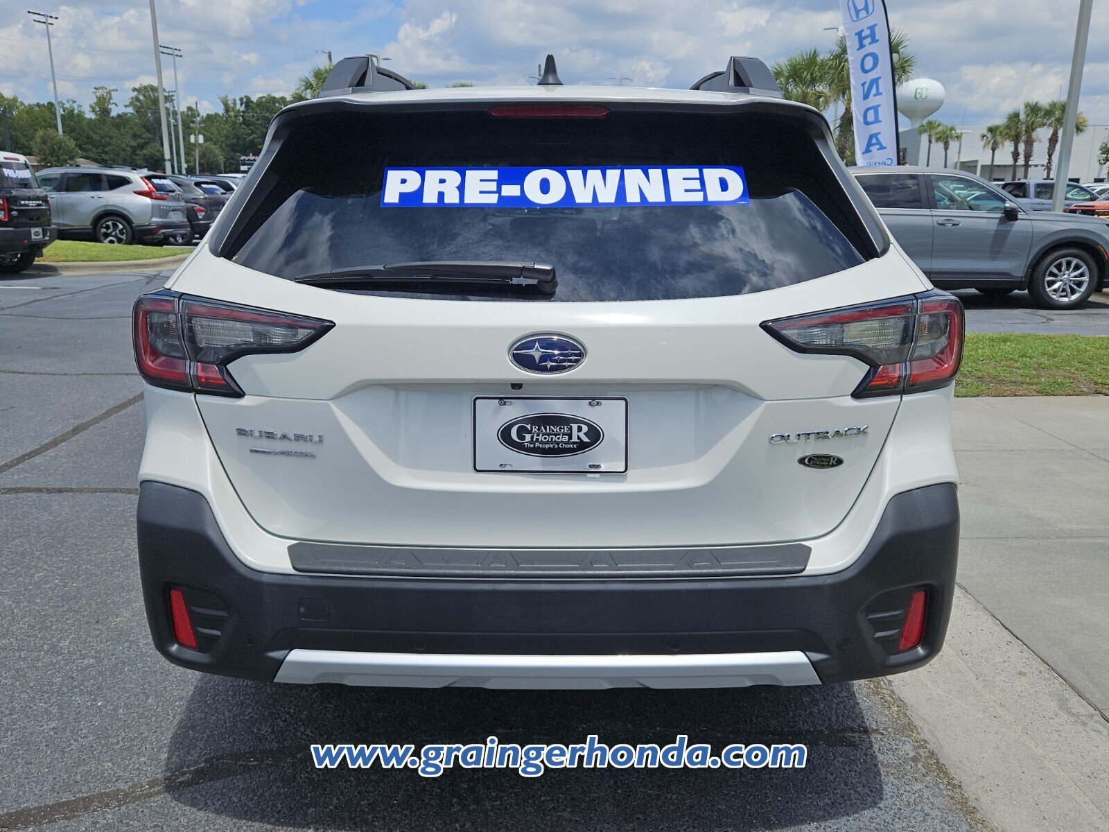 Used 2020 Subaru Outback Limited w/ Popular Package #2 AWD/4WD image 4
