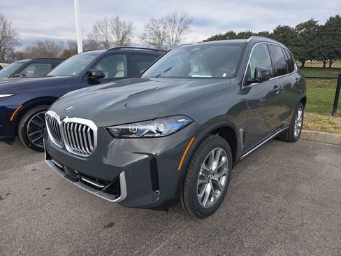 New 2026 BMW X5 xDrive40i w/ Climate Comfort Package image 10