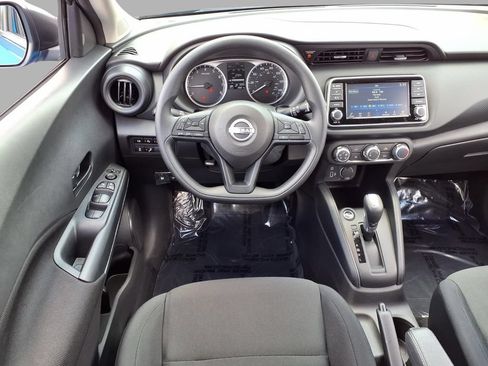 Used 2025 Nissan Kicks Play S FWD image 4