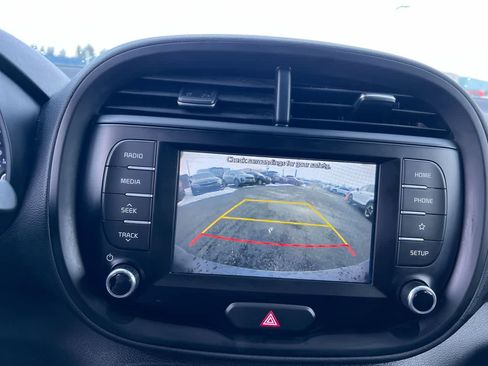 Used 2020 Kia Soul GT-Line w/ GT 2.0L Power Sunroof Package FWD image 17