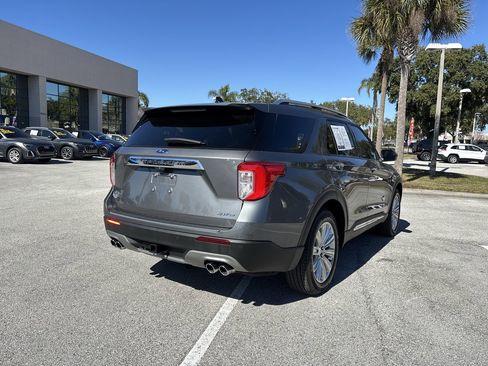 Certified 2024 Ford Explorer King Ranch w/ Technology Package image 3