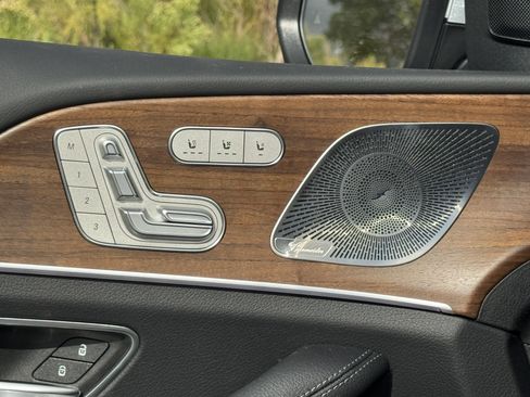 New 2025 Mercedes-Benz GLS 450 4MATIC image 17