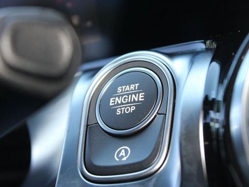 New 2026 Mercedes-Benz GLB 250 4MATIC image 26