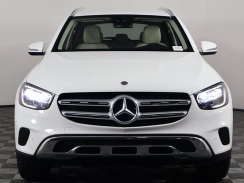Certified 2022 Mercedes-Benz GLC 300 image 2