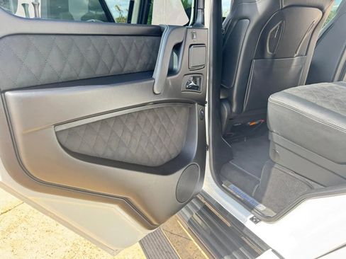 Used 2018 Mercedes-Benz G 550 Squared image 45