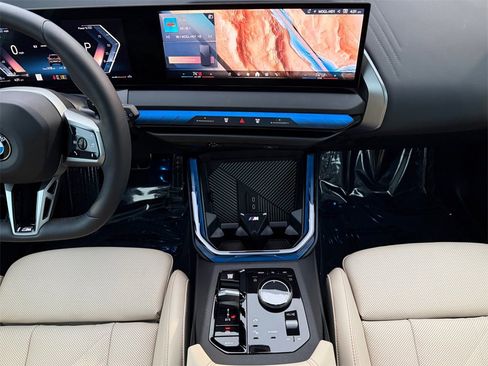 Used 2025 BMW X3 xDrive30i w/ M Sport Package image 11