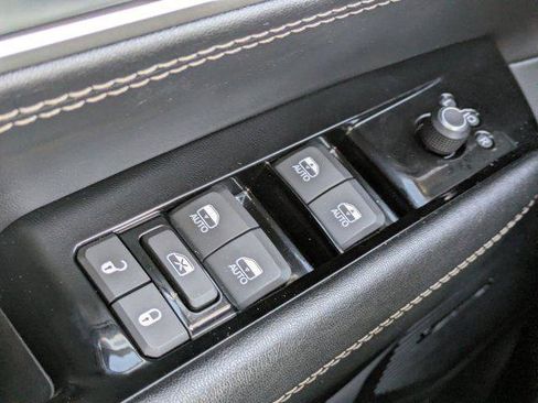 Used 2024 Jeep Wagoneer Series II image 21