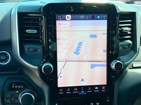 Used 2025 RAM 1500 Big Horn image 31