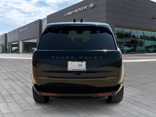 New 2026 Land Rover Range Rover Long Wheelbase SE AWD/4WD image 4