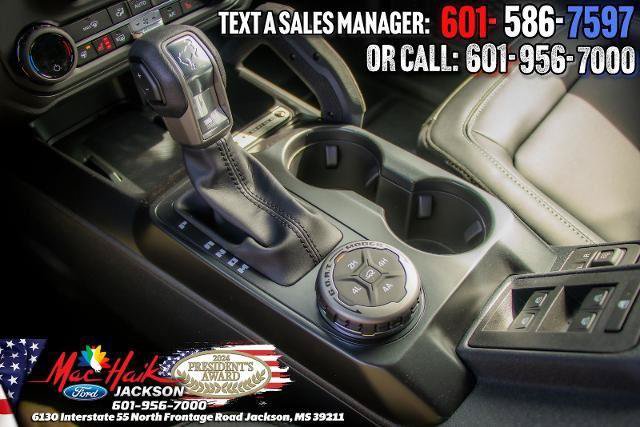 Used 2026 Ford Bronco Badlands AWD/4WD image 36