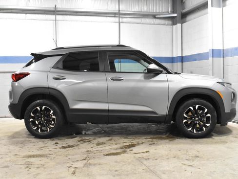 Used 2023 Chevrolet TrailBlazer LT w/ Convenience Package FWD image 30