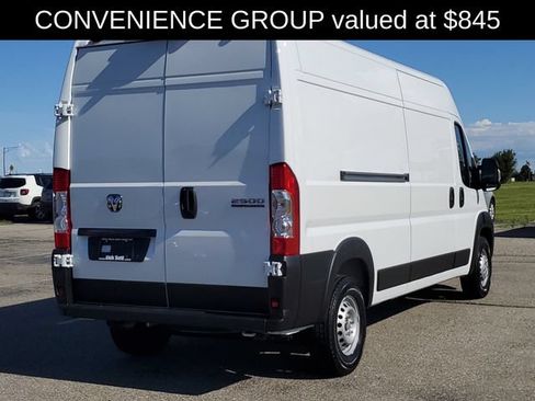 Used 2025 RAM ProMaster 2500 w/ Convenience Group FWD image 8
