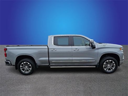 Used 2023 Chevrolet Silverado 1500 High Country image 4