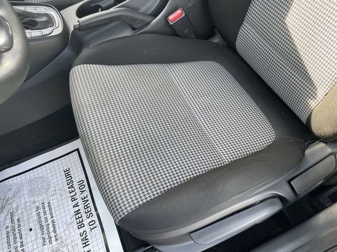 Used 2022 Hyundai Kona SE image 21