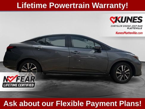 Used 2025 Nissan Versa SV FWD image 11