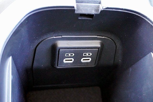Used 2024 Toyota RAV4 LE AWD/4WD image 43