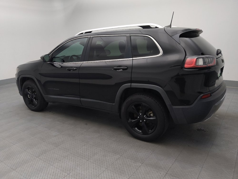 Used 2019 Jeep Cherokee Limited w/ Technology Group AWD/4WD image 3