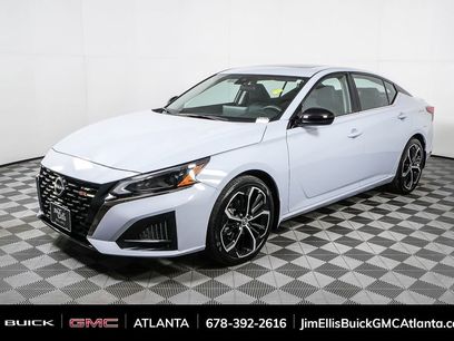 Used 2023 Nissan Altima 2.5 SR w/ SR Premium Package