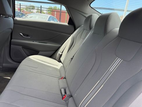 Used 2024 Hyundai Elantra SEL FWD image 25