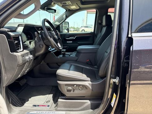 Used 2024 GMC Sierra 1500 Denali w/ Denali Reserve Package AWD/4WD image 12