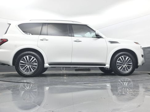 Used 2024 Nissan Armada SL w/ Captain's Chairs Package RWD image 28