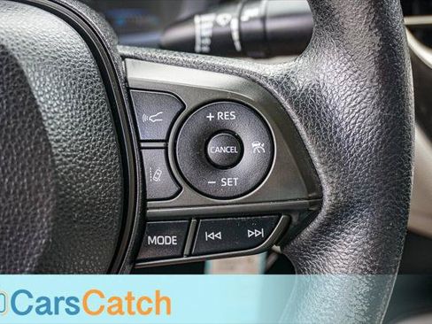 Used 2021 Toyota Corolla LE FWD image 21