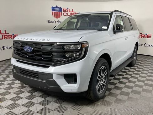 New 2025 Ford Expedition Active image 7