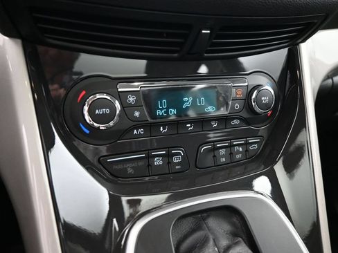 Used 2016 Ford C-MAX SEL w/ Equipment Group 303A FWD image 10