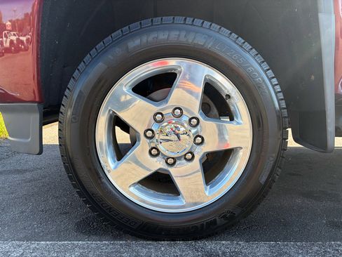 Used 2015 GMC Sierra 2500 Denali w/ Suspension Package, Off-Road image 14