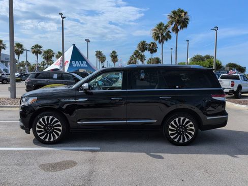 Certified 2024 Lincoln Navigator Black Label AWD/4WD image 7