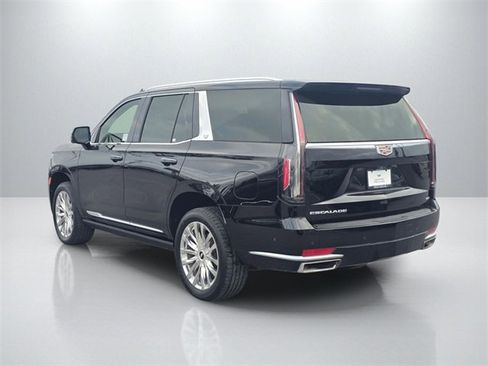Used 2022 Cadillac Escalade Premium Luxury w/ Performance Package image 8
