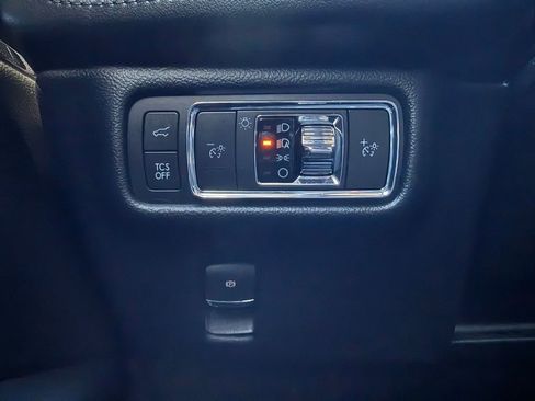 Used 2021 Lincoln Nautilus Reserve w/ Equipment Group 201A image 13