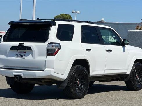 Certified 2021 Toyota 4Runner Venture w/ Moonroof Package AWD/4WD image 2