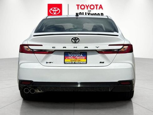 New 2026 Toyota Camry Hybrid image 5